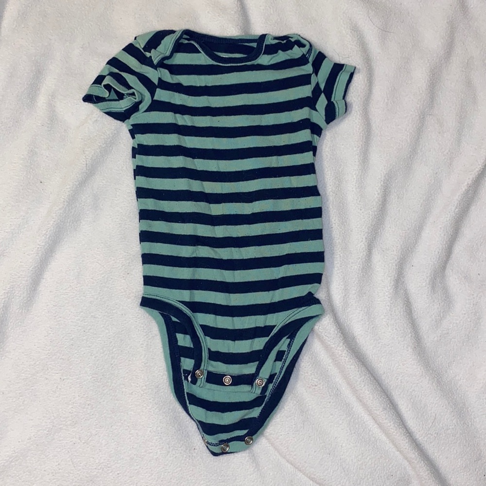 Precious firsts by Carter’s. Navy blue and green.